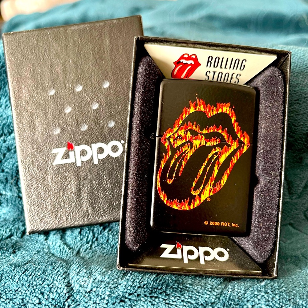Zippo Rolling Stones Flaming Tongue Lighter